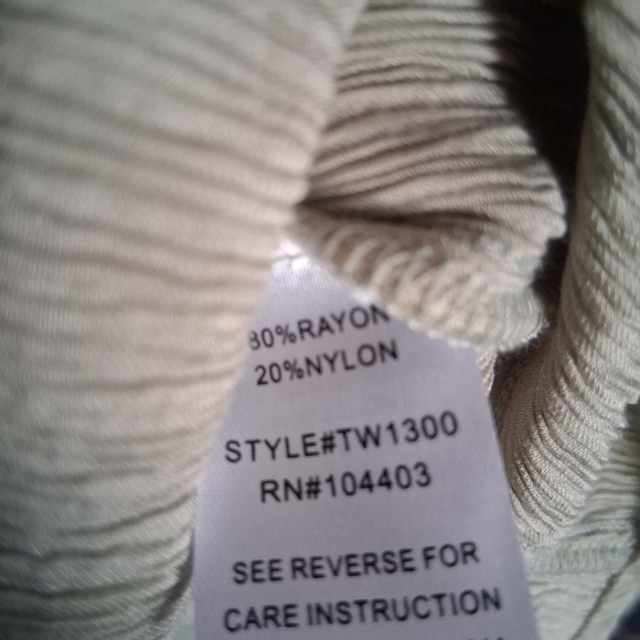 Light Green Crinkle Texture Long Sleeve Button Up Top Small 90s Office Costal - Picture 5 of 5